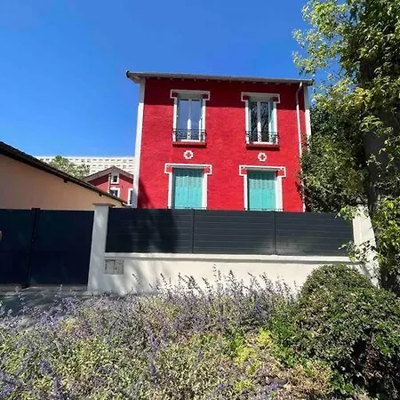 K3- Maison 2min Rer 15min Paris-expo 4 Chambres/10 Lits فيلة باغنيو